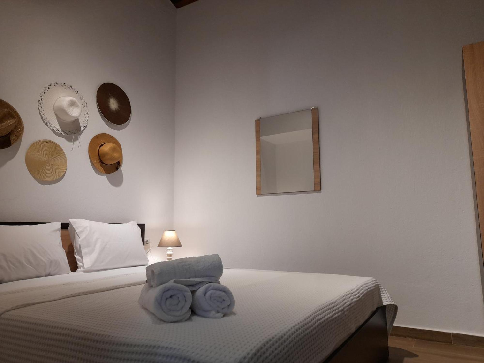 Mad'S Villas Néa Péramos 部屋 写真