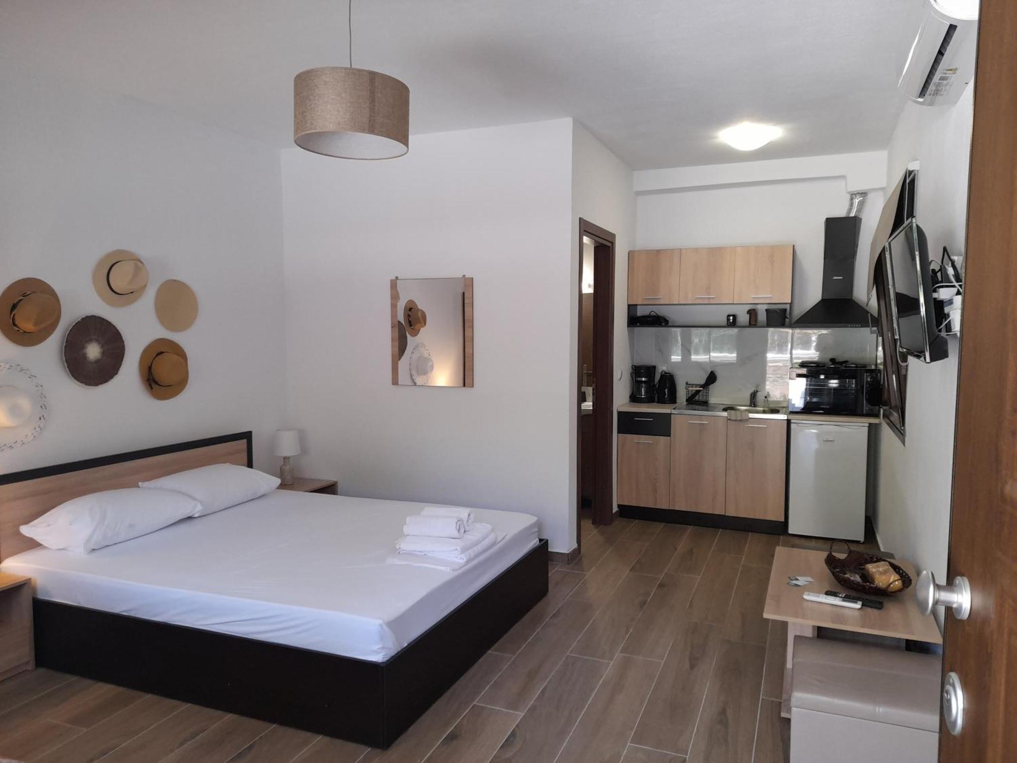 Mad'S Villas Néa Péramos 部屋 写真